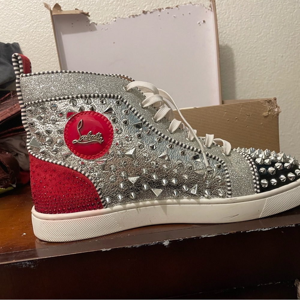 Size 12.